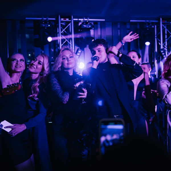 Кавер поп группы